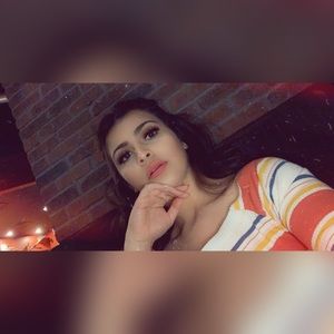 Meet your Posher, Veronica